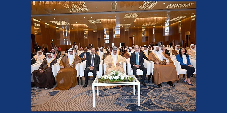 في منتدى المحافظة الجنوبية للتنمية الاستثمارية... معالي وزير الداخلية:البحرين بيئة آمنة جاذبة للاستثمارات والأمن الذي تنعم به ركيزة أساسية للمشاريع الاستثمارية والمضي قدما في تحقيق أهداف التنمية المستدامة