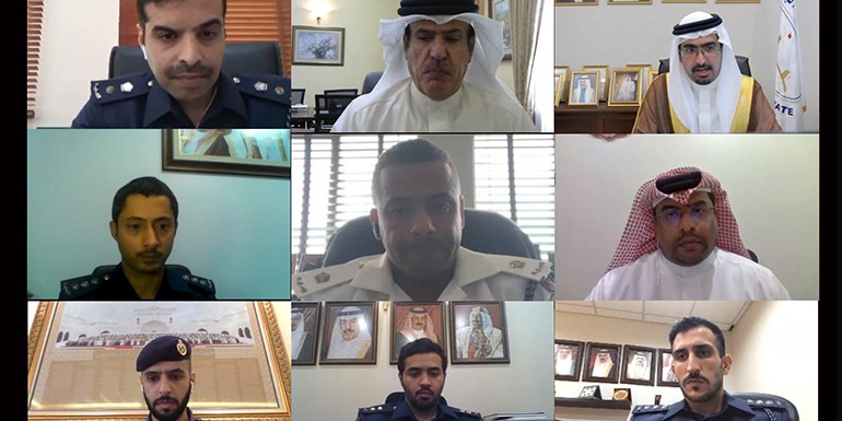 سمو الشيخ خليفة بن علي آل خليفة محافظ المحافظة الجنوبية يتابع احتياجات المواطنين الأمنية الواردة عبر القنوات الإلكترونية والإفتراضية