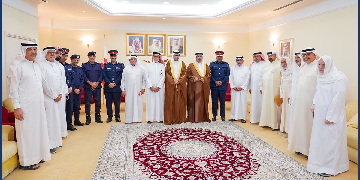 سمو محافظ الجنوبية يلتقي عددا من رؤساء المآتم ويشيد بحرص معالي وزير الداخلية لإنجاح موسم عاشوراء