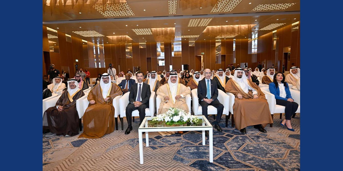 Interior Minister attends Southern Governorate Forum for Investment Development