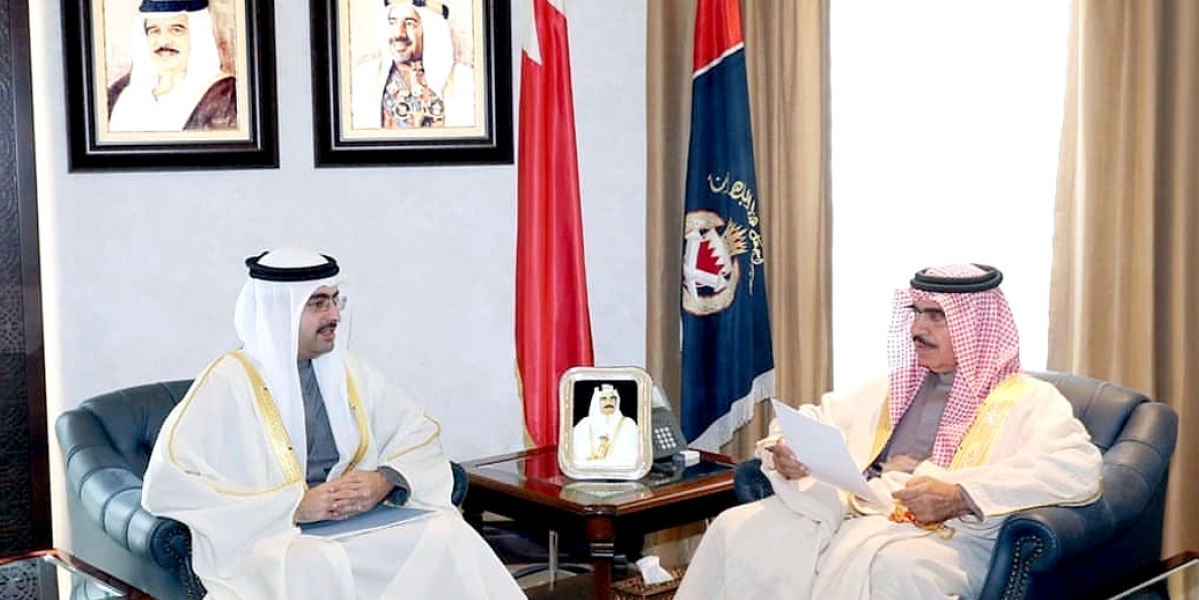 His Highness the Governor briefed His Excellency the Minister of the Interior a report on the camping season and service projects in the Governorate